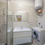 Adrienne Apartman